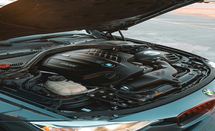 Motor einbauen